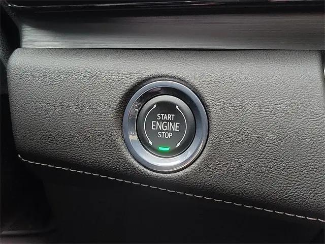 2023 Cadillac Escalade 4WD Premium Luxury