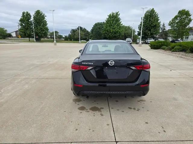 2021 Nissan Sentra S Xtronic CVT