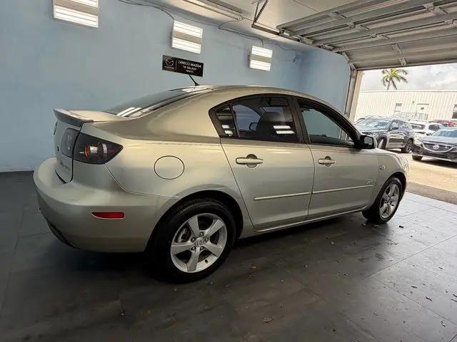 2004 Mazda Mazda3 i