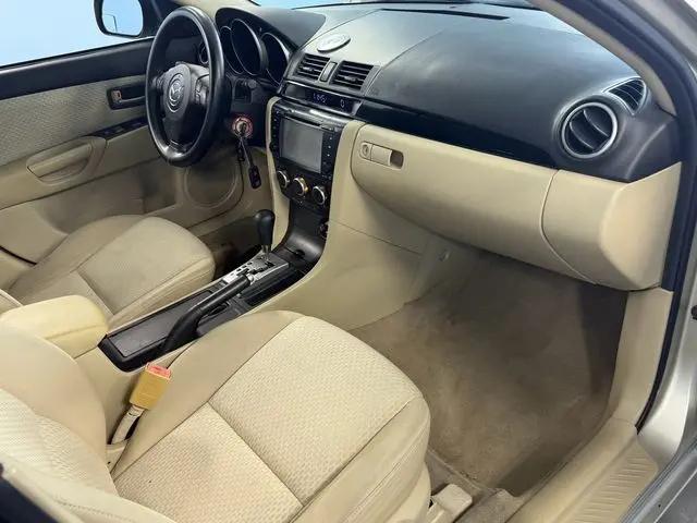 2004 Mazda Mazda3 i
