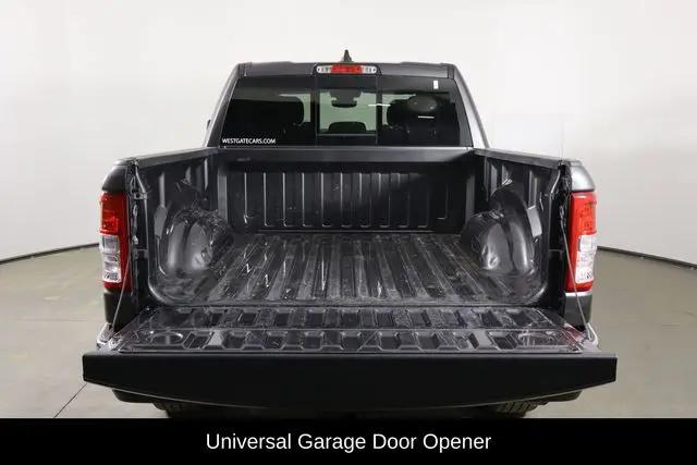 2022 Ram 1500 Big Horn Crew Cab 4x4 5'7" Box