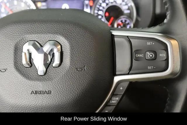 2022 Ram 1500 Big Horn Crew Cab 4x4 5'7" Box
