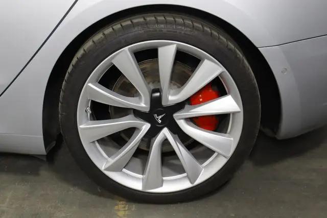 2019 Tesla Model 3 Long Range