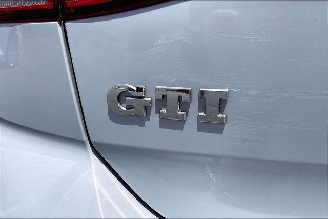 2018 Volkswagen Golf GTI 2.0T SE