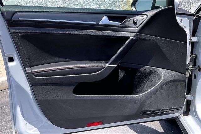 2018 Volkswagen Golf GTI 2.0T SE