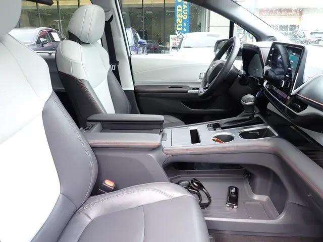 2022 Toyota Sienna XSE