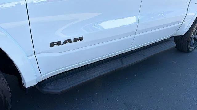 2025 Ram 1500 Big Horn Crew Cab 4x4 5'7" Box