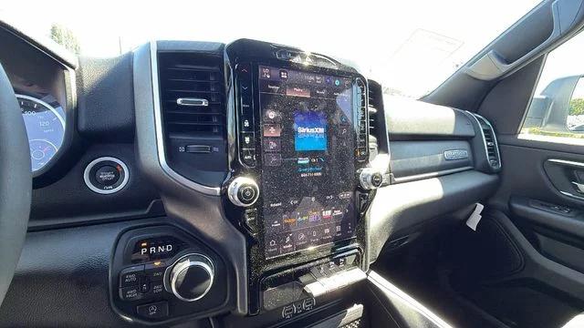 2025 Ram 1500 Big Horn Crew Cab 4x4 5'7" Box