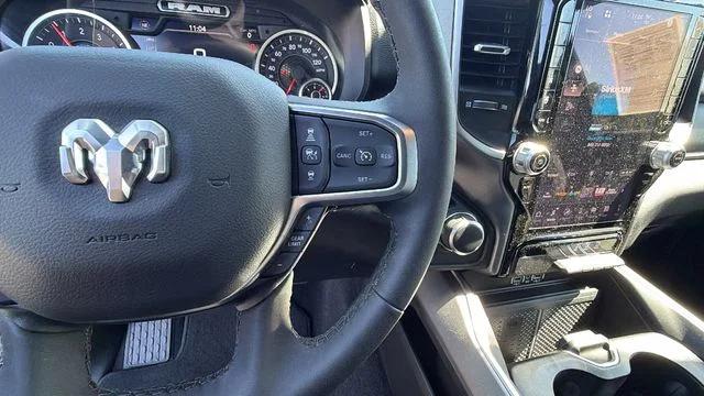 2025 Ram 1500 Big Horn Crew Cab 4x4 5'7" Box