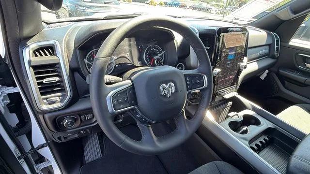 2025 Ram 1500 Big Horn Crew Cab 4x4 5'7" Box