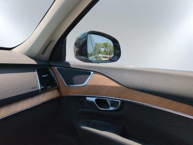 2024 Volvo XC90 B6 Plus Bright Theme 7-Seater