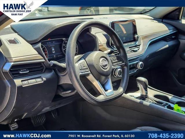 2025 Nissan Altima SV FWD