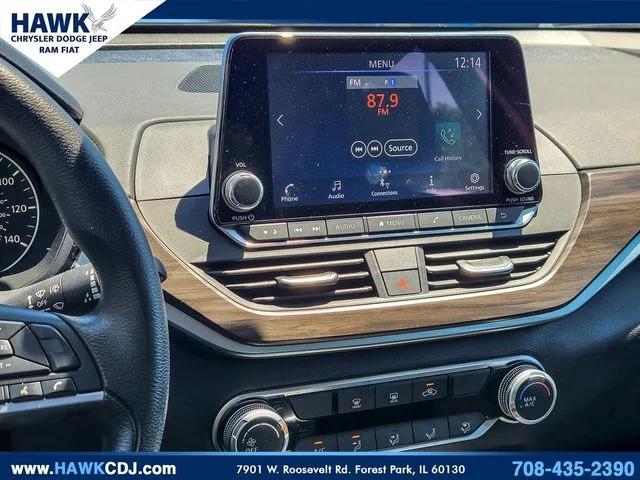 2025 Nissan Altima SV FWD