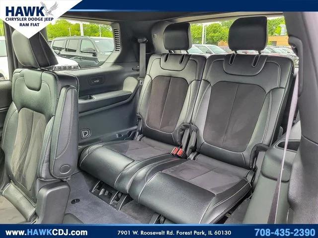 2023 Jeep Grand Cherokee L Altitude 4x4