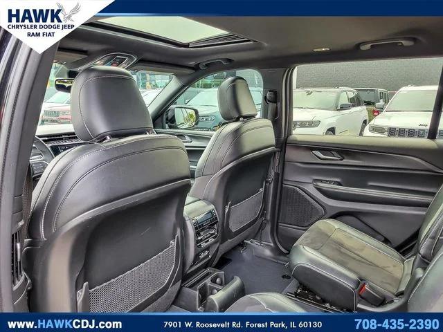 2023 Jeep Grand Cherokee L Altitude 4x4