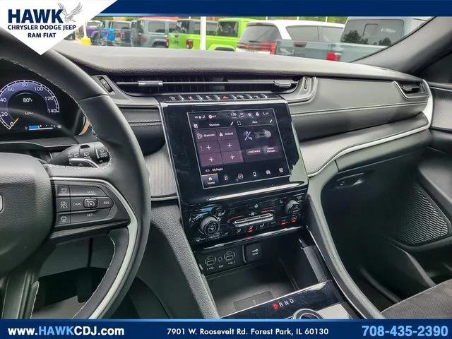 2023 Jeep Grand Cherokee L Altitude 4x4
