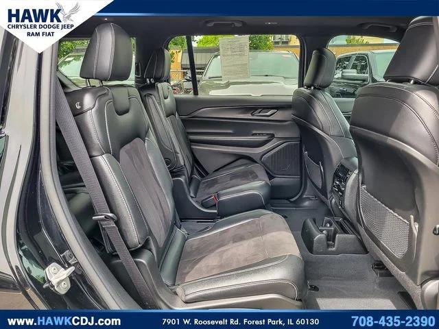 2023 Jeep Grand Cherokee L Altitude 4x4