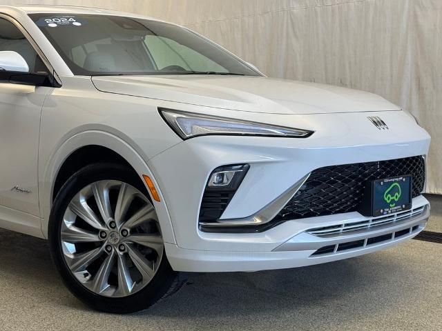 2024 Buick NV Avenir FWD