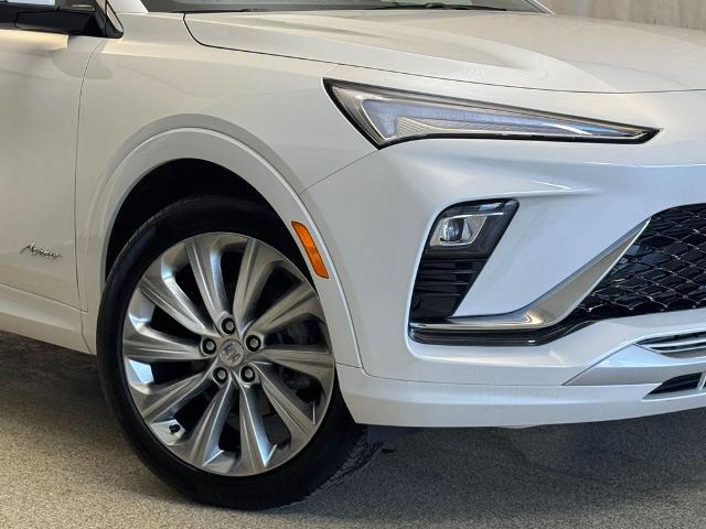 2024 Buick NV Avenir FWD