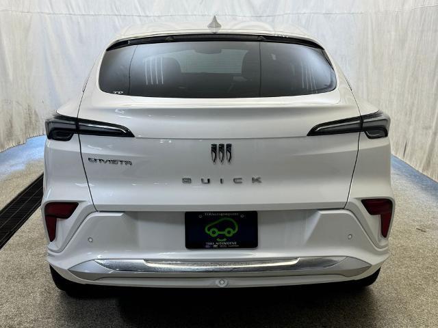 2024 Buick NV Avenir FWD