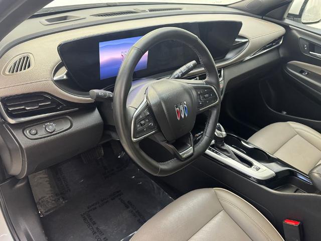2024 Buick NV Avenir FWD