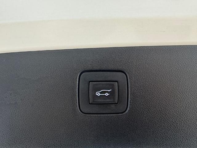 2024 Buick NV Avenir FWD