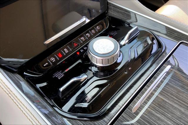 2022 Jeep Wagoneer Series III 4x4