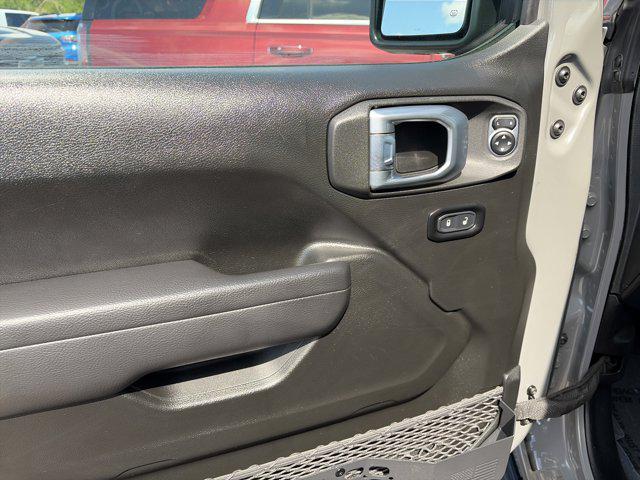 2022 Jeep Gladiator Sport
