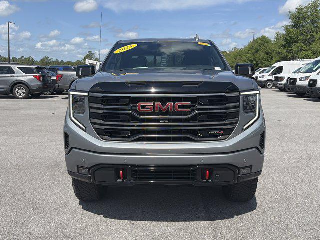 2025 GMC Sierra 1500 4WD Crew Cab Short Box AT4