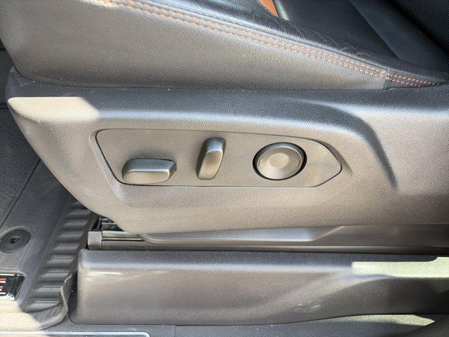 2025 GMC Sierra 1500 4WD Crew Cab Short Box AT4