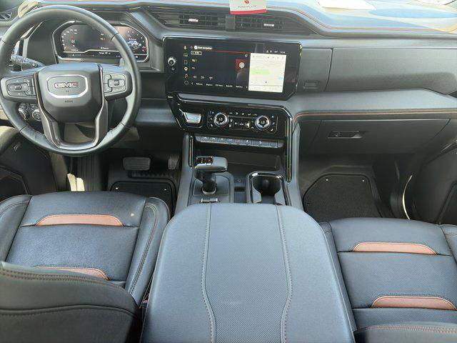 2025 GMC Sierra 1500 4WD Crew Cab Short Box AT4