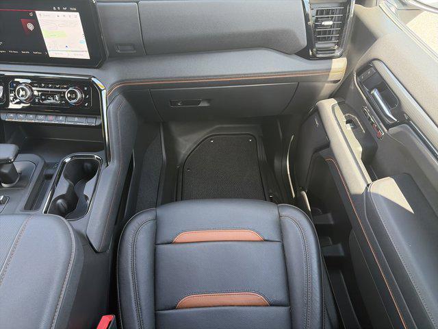 2025 GMC Sierra 1500 4WD Crew Cab Short Box AT4