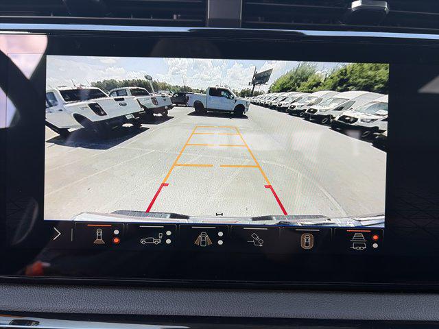 2025 GMC Sierra 1500 4WD Crew Cab Short Box AT4