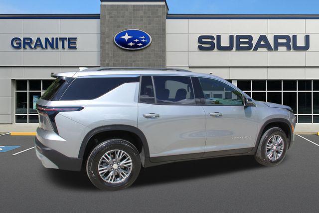 2026 Chevrolet Traverse AWD LT