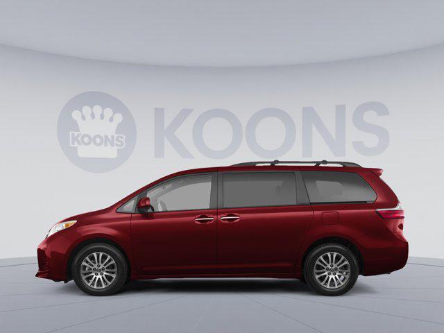 2018 Toyota Sienna XLE 7 Passenger