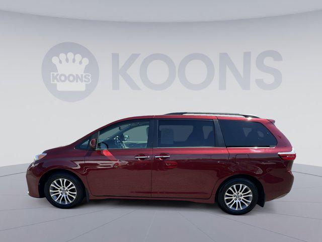 2018 Toyota Sienna XLE 7 Passenger