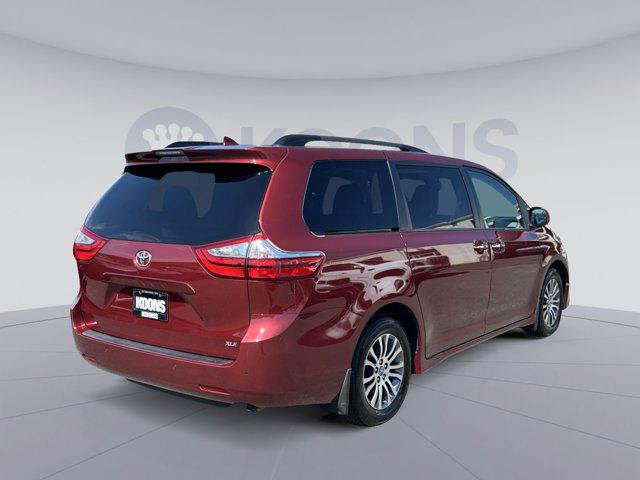 2018 Toyota Sienna XLE 7 Passenger