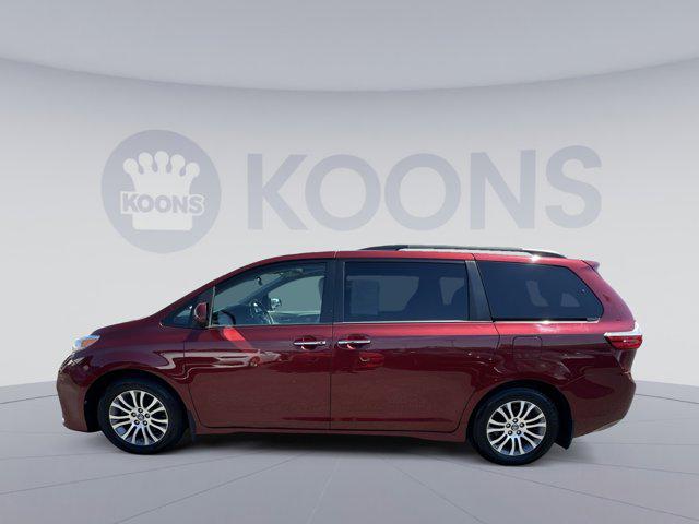 2018 Toyota Sienna XLE 7 Passenger