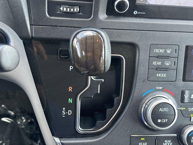 2018 Toyota Sienna XLE 7 Passenger