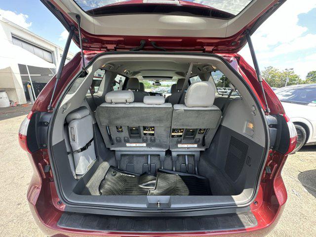 2018 Toyota Sienna XLE 7 Passenger