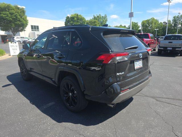 2023 Toyota RAV4 Hybrid SE