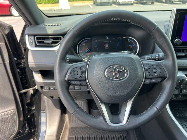 2023 Toyota RAV4 Hybrid SE