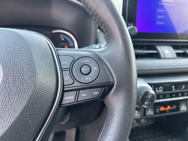 2023 Toyota RAV4 Hybrid SE