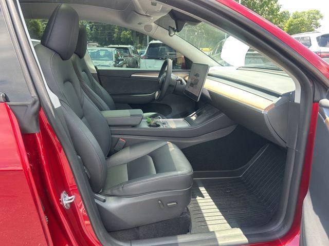 2024 Tesla Model Y Long Range Dual Motor All-Wheel Drive