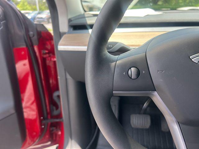 2024 Tesla Model Y Long Range Dual Motor All-Wheel Drive