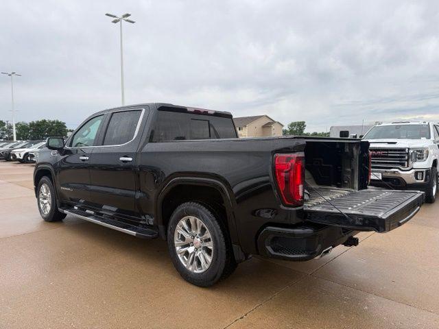 2023 GMC Sierra 1500 4WD Crew Cab Short Box Denali