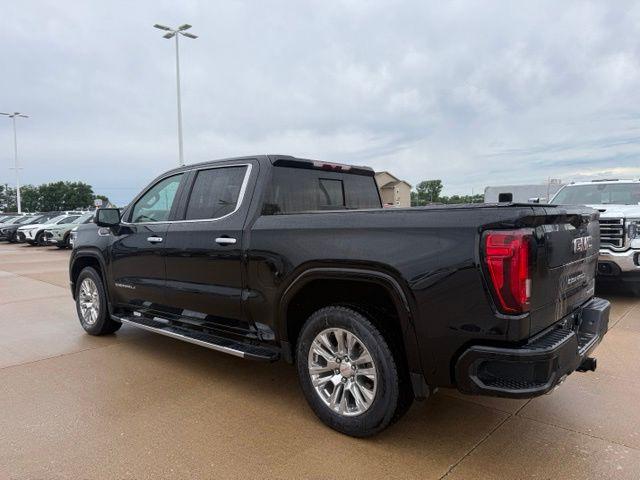 2023 GMC Sierra 1500 4WD Crew Cab Short Box Denali