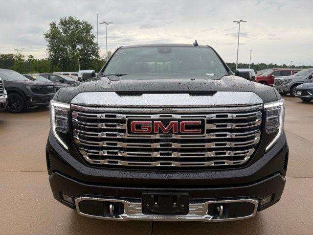 2023 GMC Sierra 1500 4WD Crew Cab Short Box Denali