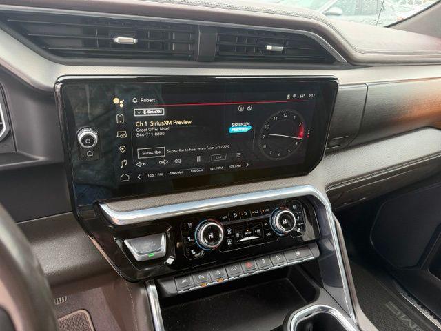2023 GMC Sierra 1500 4WD Crew Cab Short Box Denali