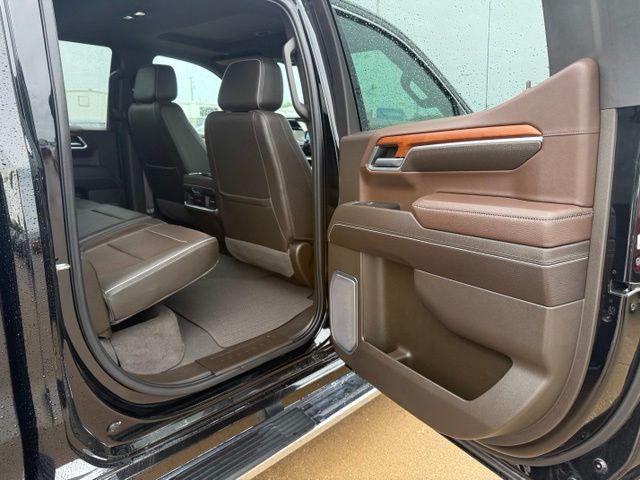 2023 GMC Sierra 1500 4WD Crew Cab Short Box Denali